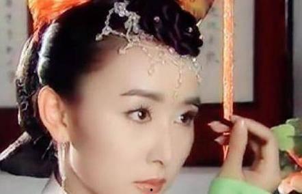 明星网红纹眉的很少吧,为何纹眉人数寥寥无几？