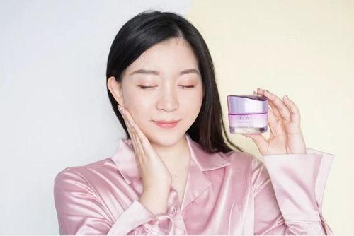 明星网红小达人微博,揭秘明星网红背后的故事与影响力”