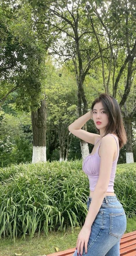 明星网红身材照片大全女,揭秘明星与网红们的完美曲线