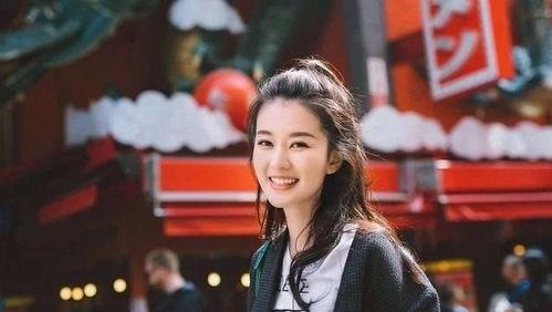 明星网红仪态对比分析,明星网红仪态对比解析