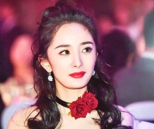 内江明星网红姐妹是谁,揭秘内江明星网红姐妹的传奇故事