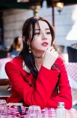 明星网红休闲套装图片女,明星女生必备休闲套装解析