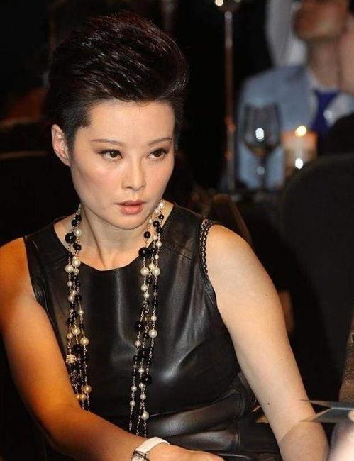 明星网红大抓夹鲨鱼夹,大抓夹鲨鱼惊心动魄瞬间