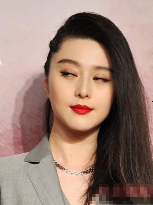 夹子明星网红是谁呀视频,她是如何一夜爆红的？