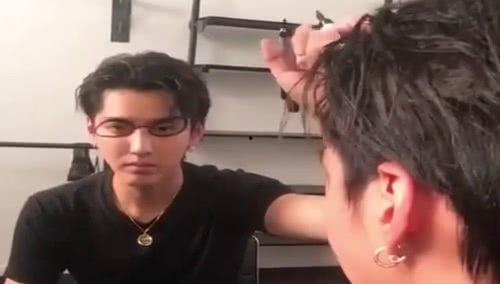 抖音搞笑男明星网红,笑点满满，网红界的欢乐担当