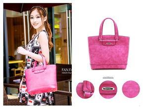 明星网红街拍夏季女装,明星网红们的时尚女装街拍精选